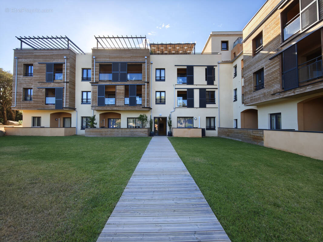 Appartement à PIANOTTOLI-CALDARELLO