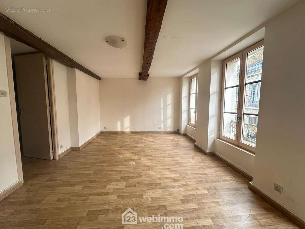 Elle est lumineuse - Appartement à LAON