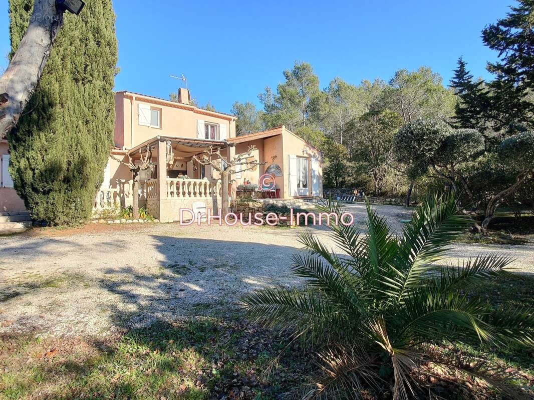 Maison à FORCALQUEIRET