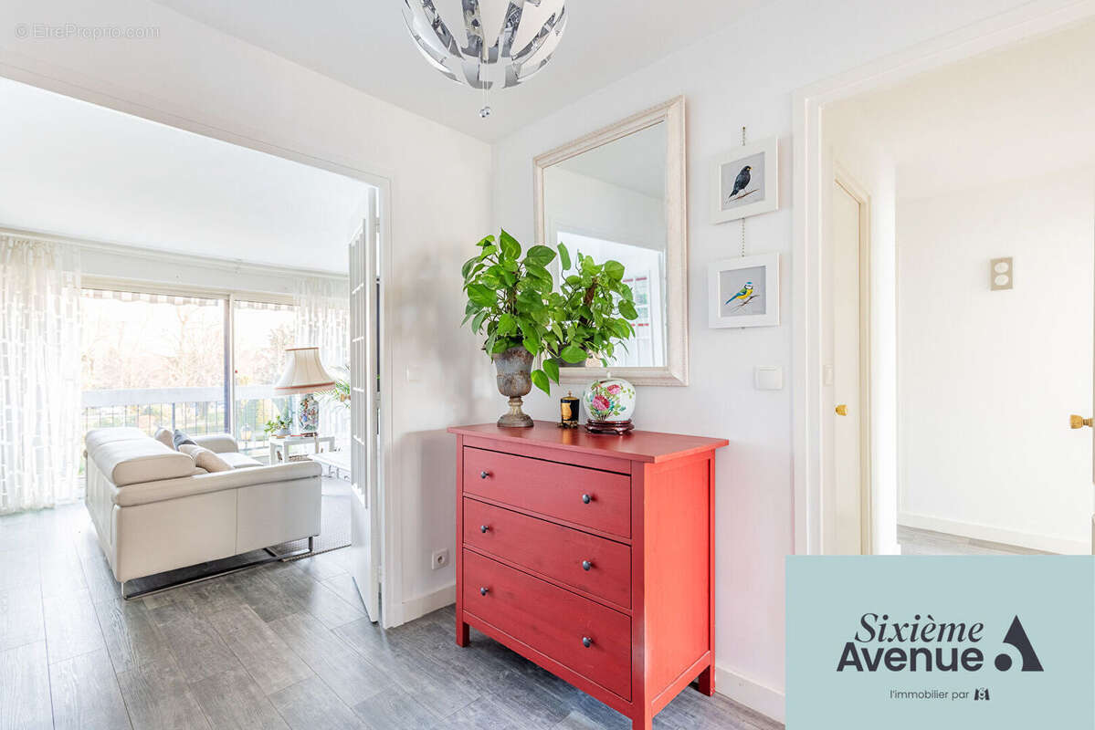 Appartement à CHILLY-MAZARIN