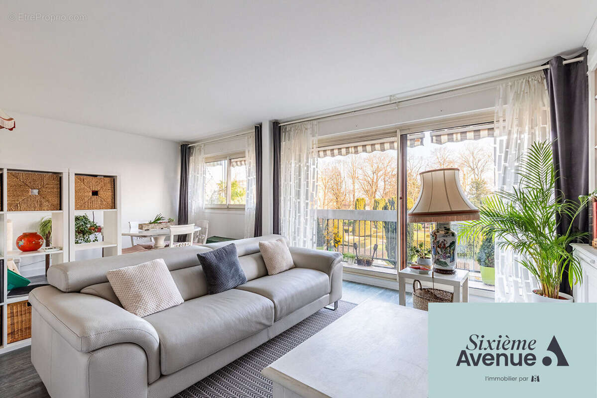 Appartement à CHILLY-MAZARIN