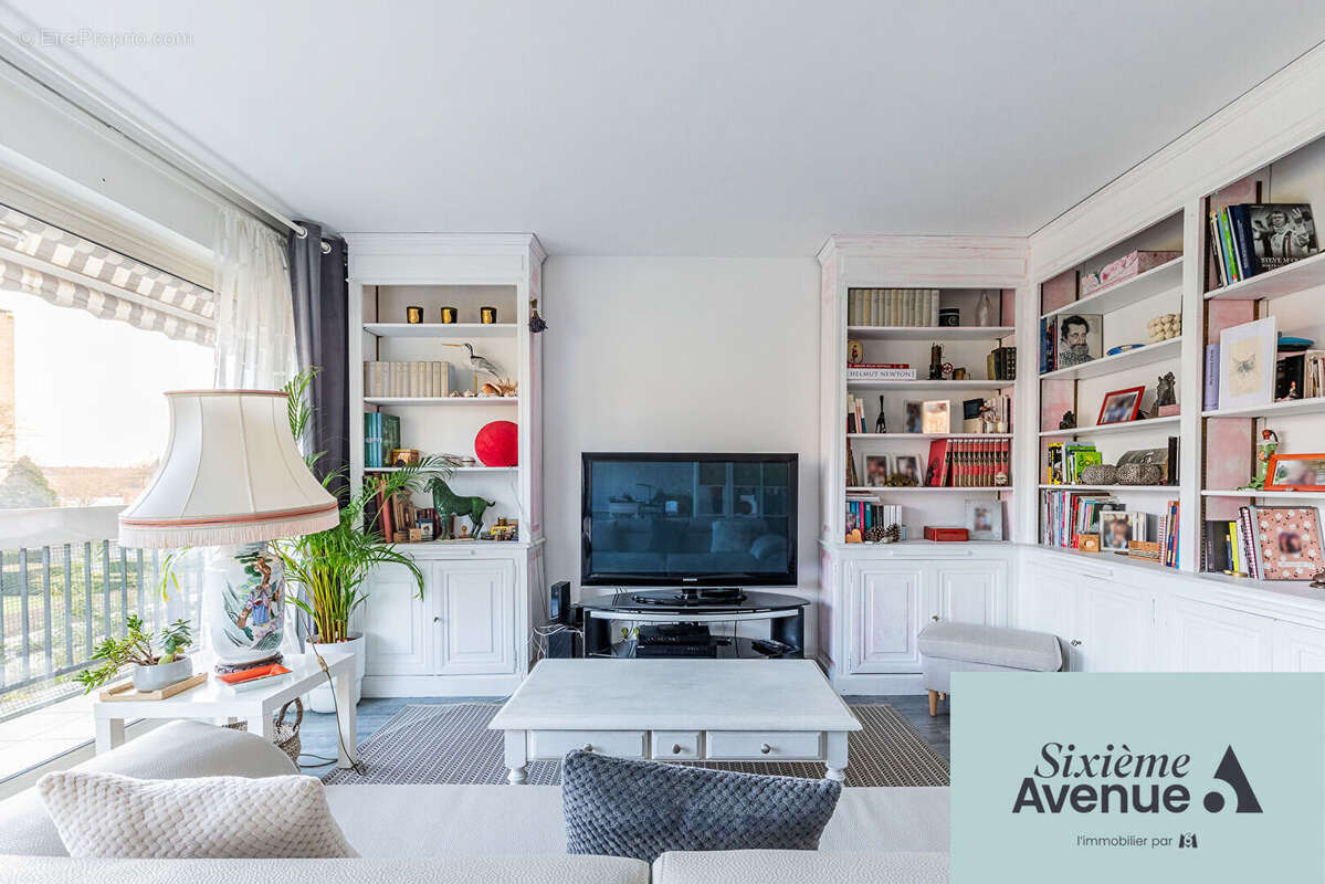 Appartement à CHILLY-MAZARIN