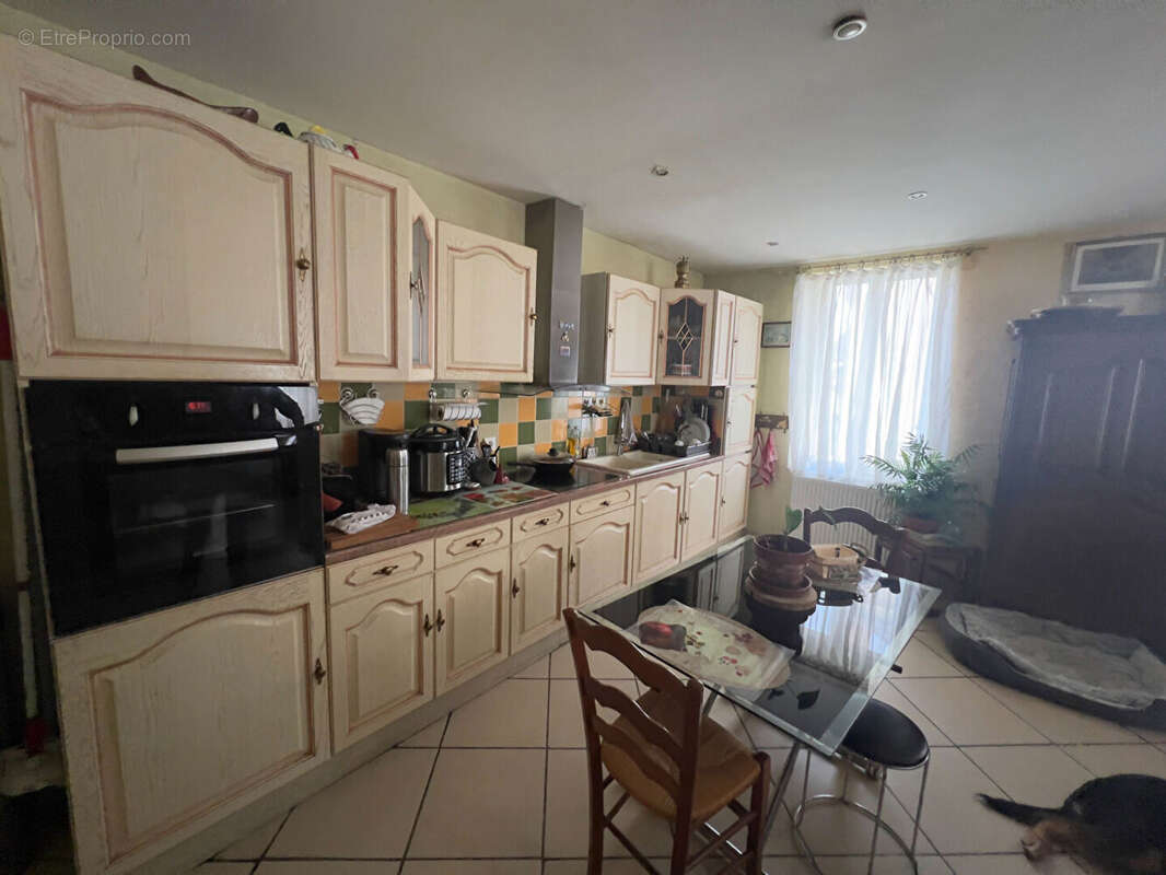 Maison à ARTANNES-SUR-INDRE