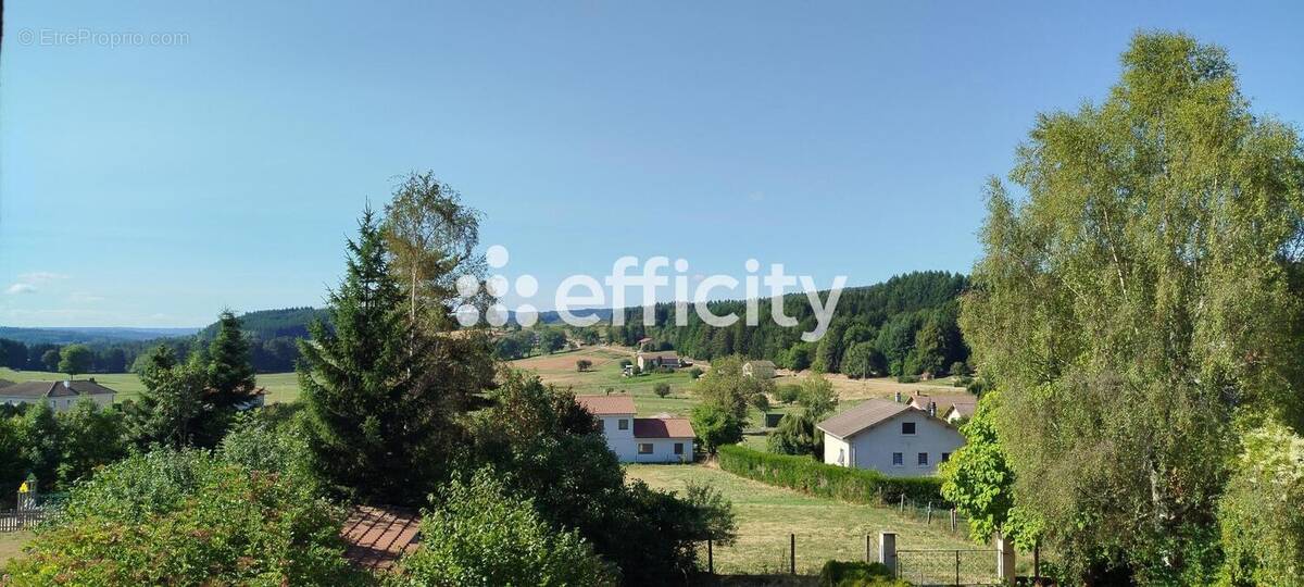 Maison à EGLISOLLES