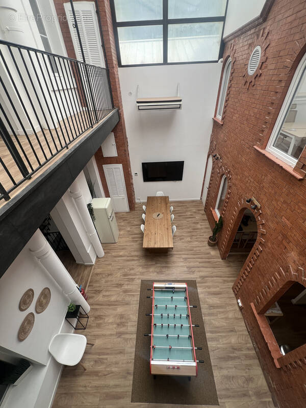 Commerce à MARSEILLE-4E