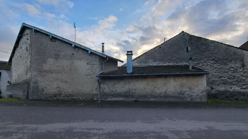 Maison à BLONDEFONTAINE