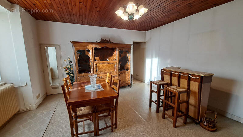 Maison à BLONDEFONTAINE