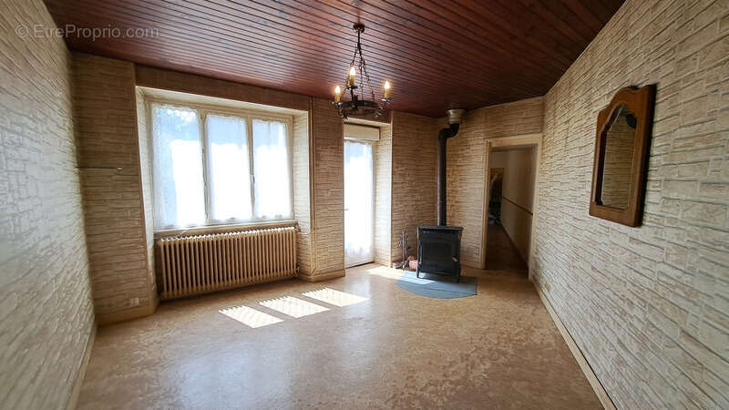 Maison à BLONDEFONTAINE