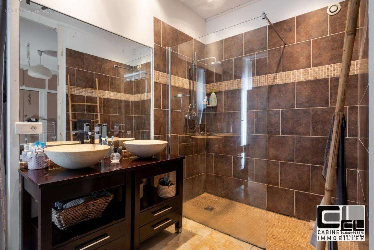 Appartement à LYON-9E