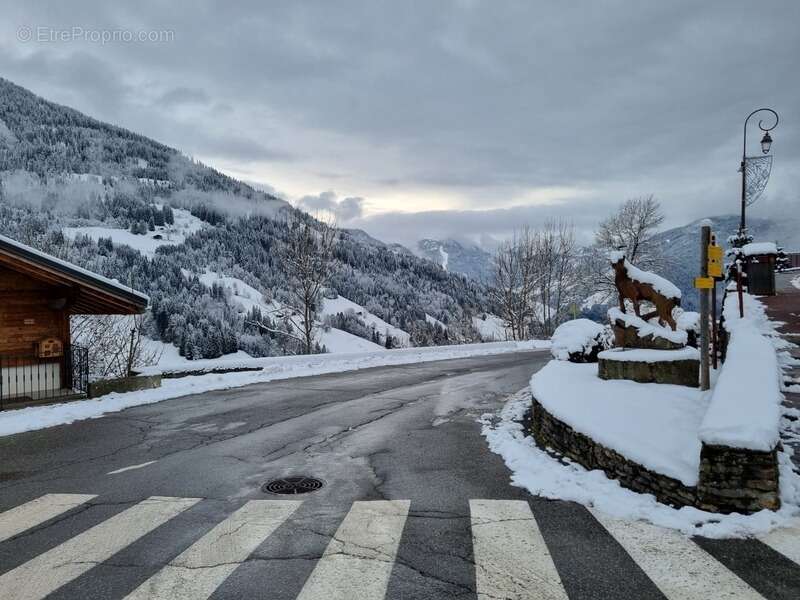 Appartement à HAUTELUCE