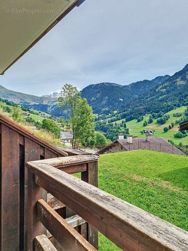 Appartement à HAUTELUCE