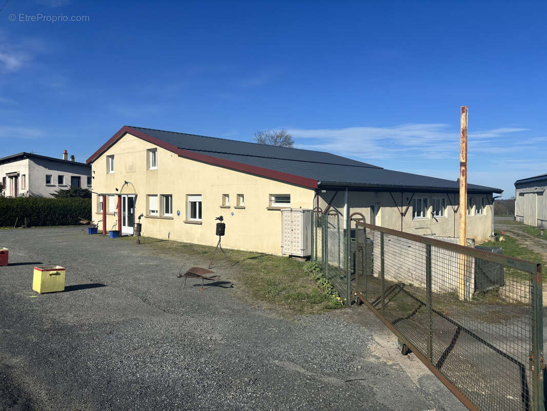 Maison à SAINT-SORNIN-LAVOLPS