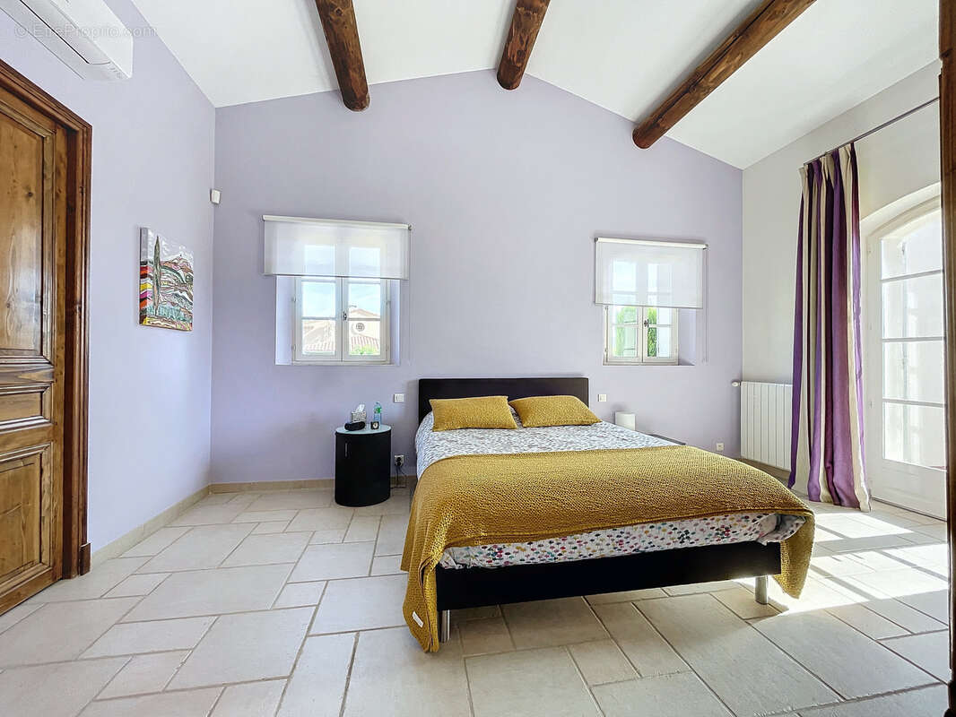 Maison à VAISON-LA-ROMAINE