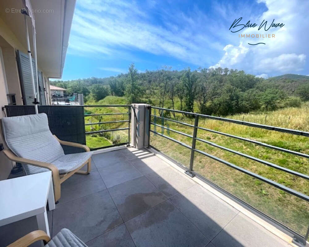 Appartement à ROQUEBRUNE-SUR-ARGENS