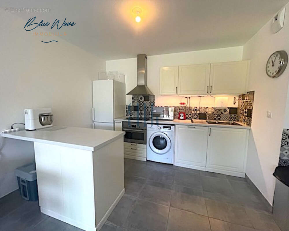 Appartement à ROQUEBRUNE-SUR-ARGENS