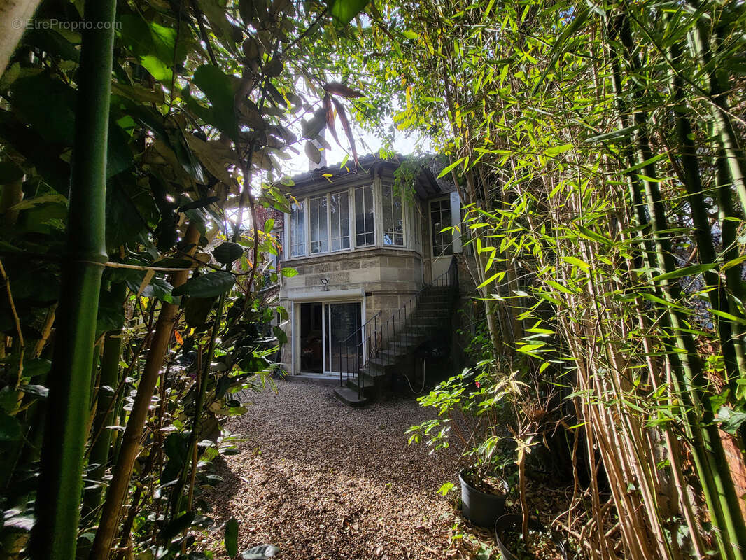 Maison à LE BOUSCAT
