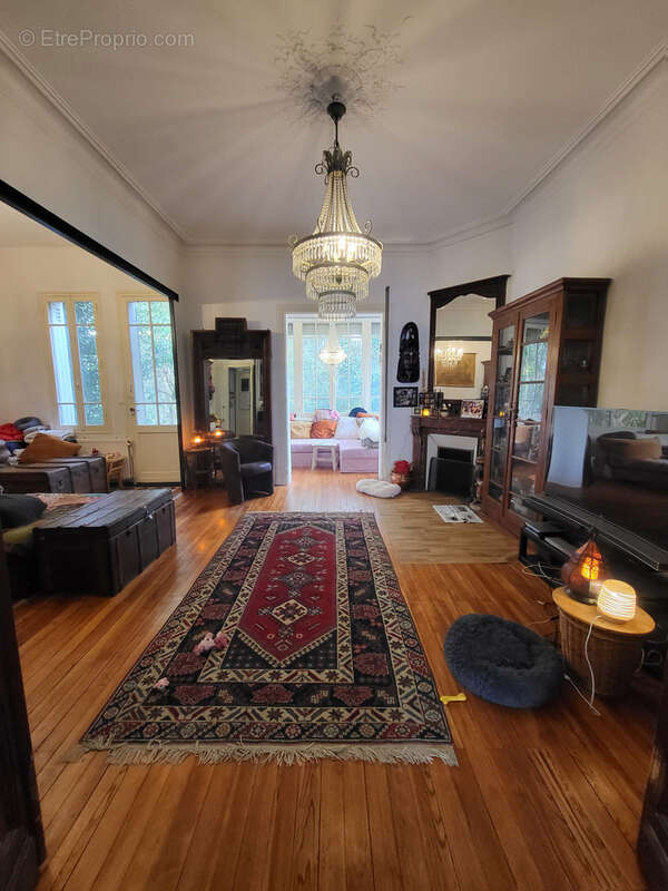 Maison à LE BOUSCAT