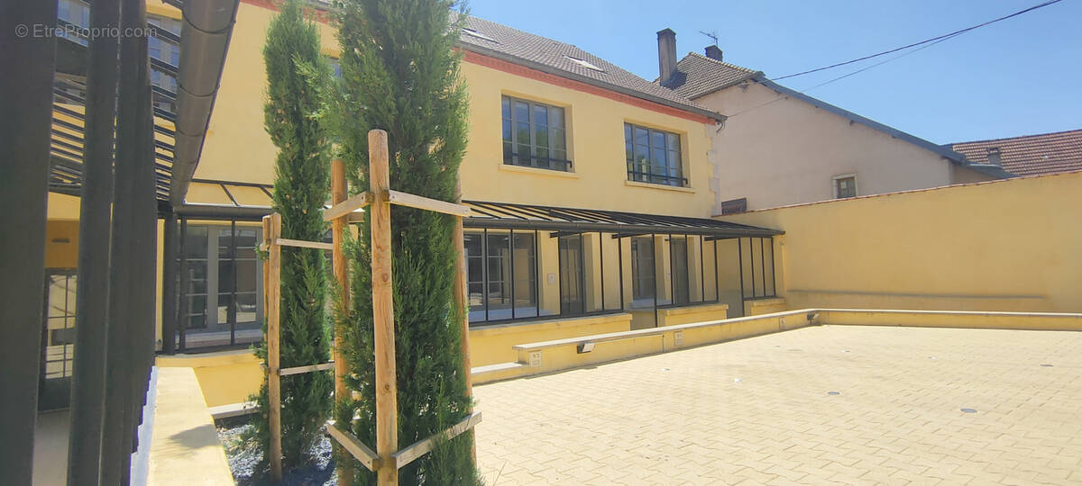 Appartement à BYANS-SUR-DOUBS