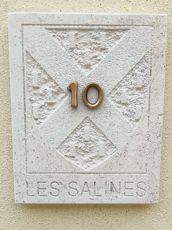 Appartement à BYANS-SUR-DOUBS