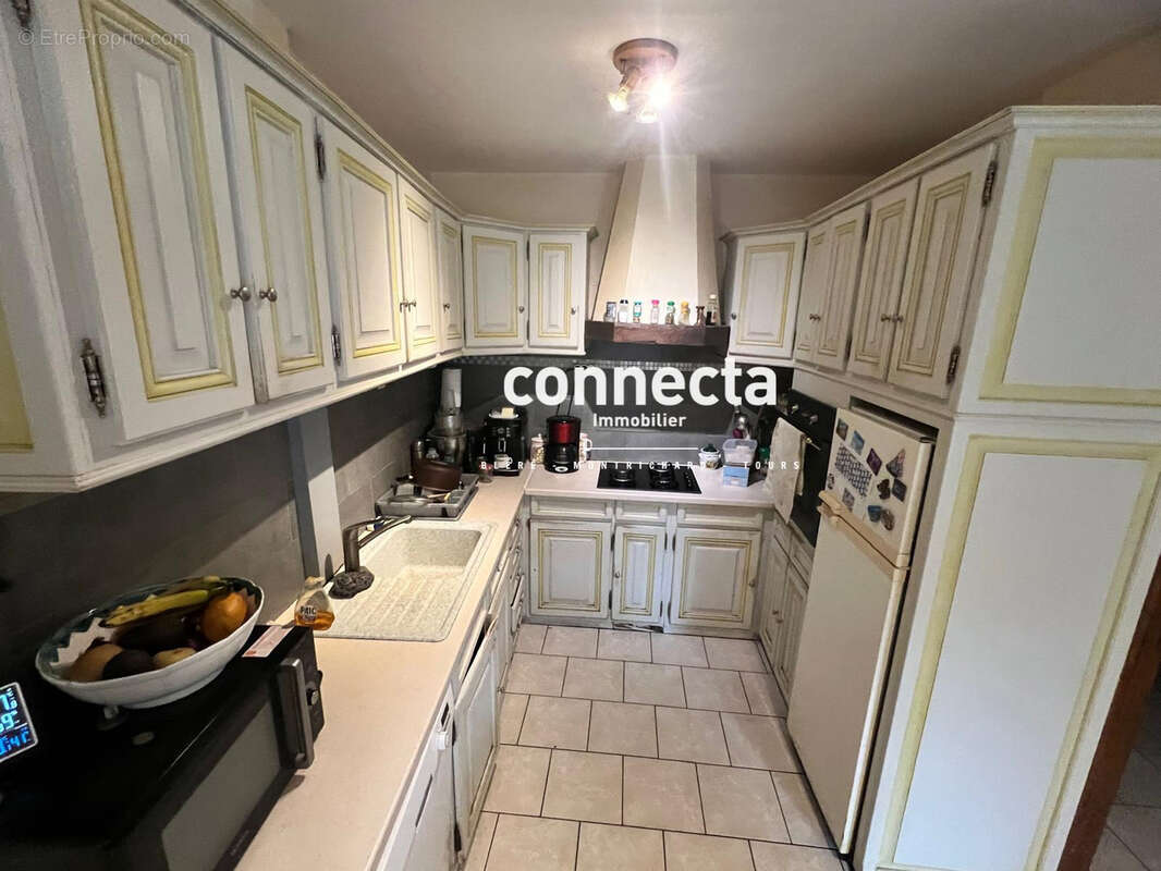 Maison à SAINT-OUEN-LES-VIGNES