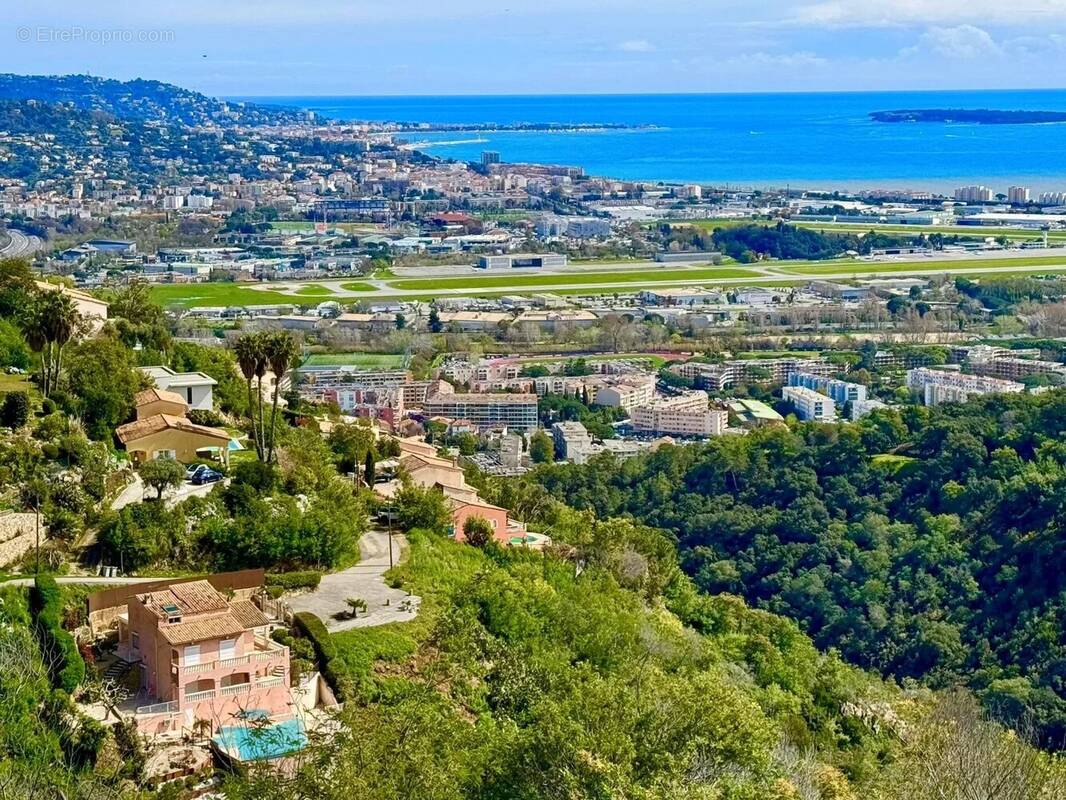 Maison à MANDELIEU-LA-NAPOULE