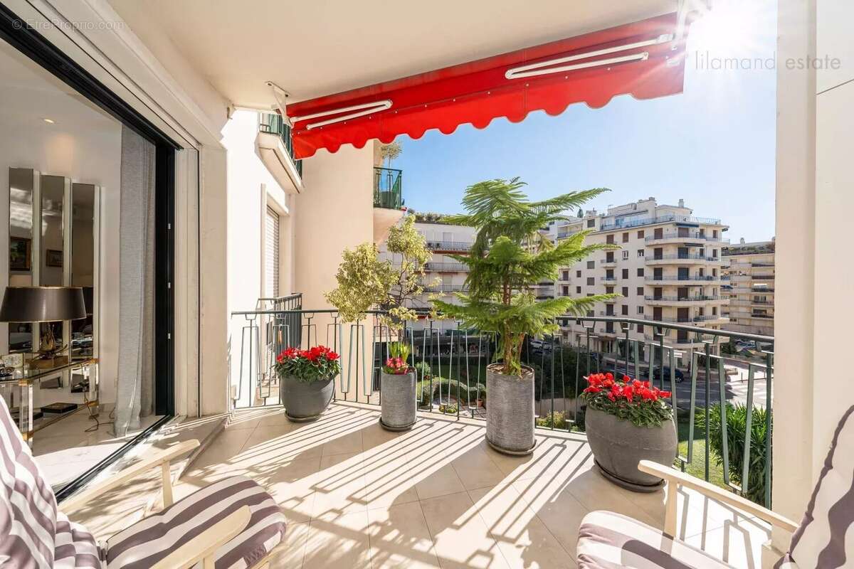 Appartement à CANNES