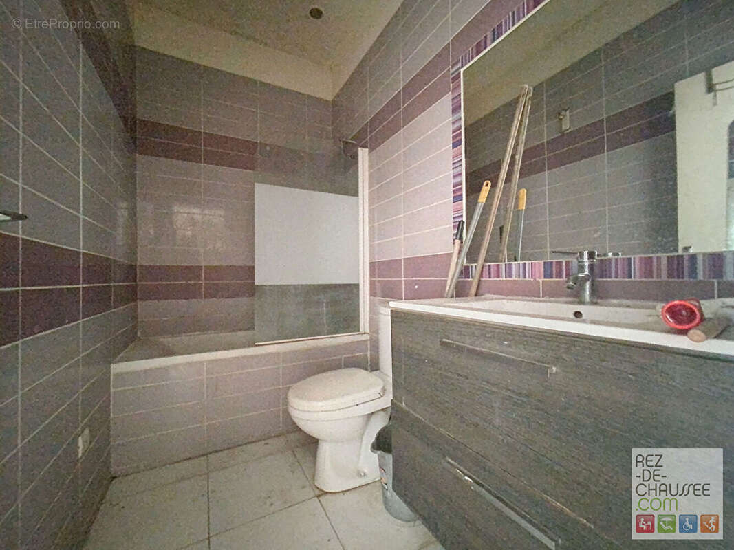 Commerce à PARIS-18E