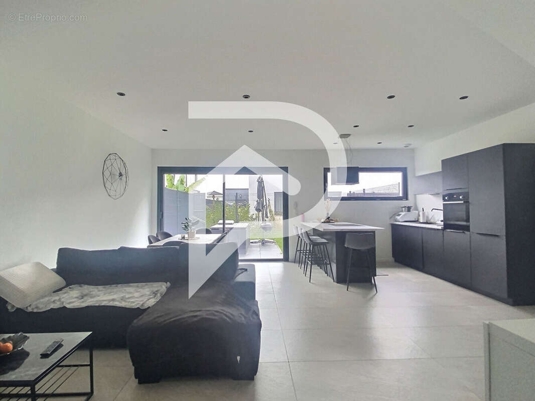 Maison à SOULTZ-HAUT-RHIN