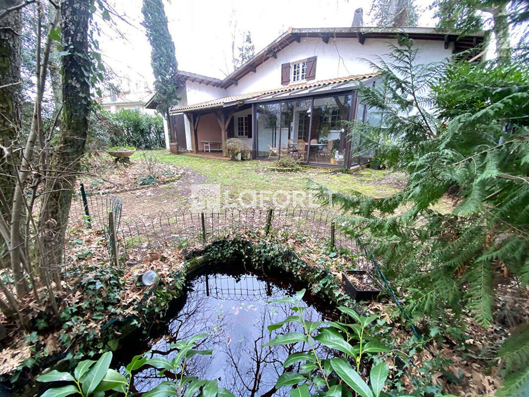 Maison à SAINT-JEAN-D&#039;ILLAC