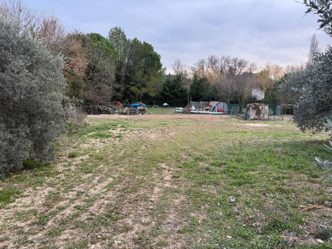 Terrain à AIX-EN-PROVENCE