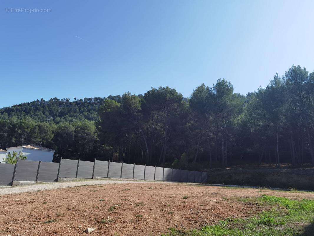 Terrain à AUBAGNE