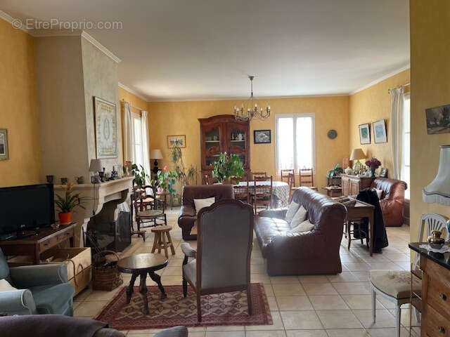 Maison à BUZET-SUR-BAISE