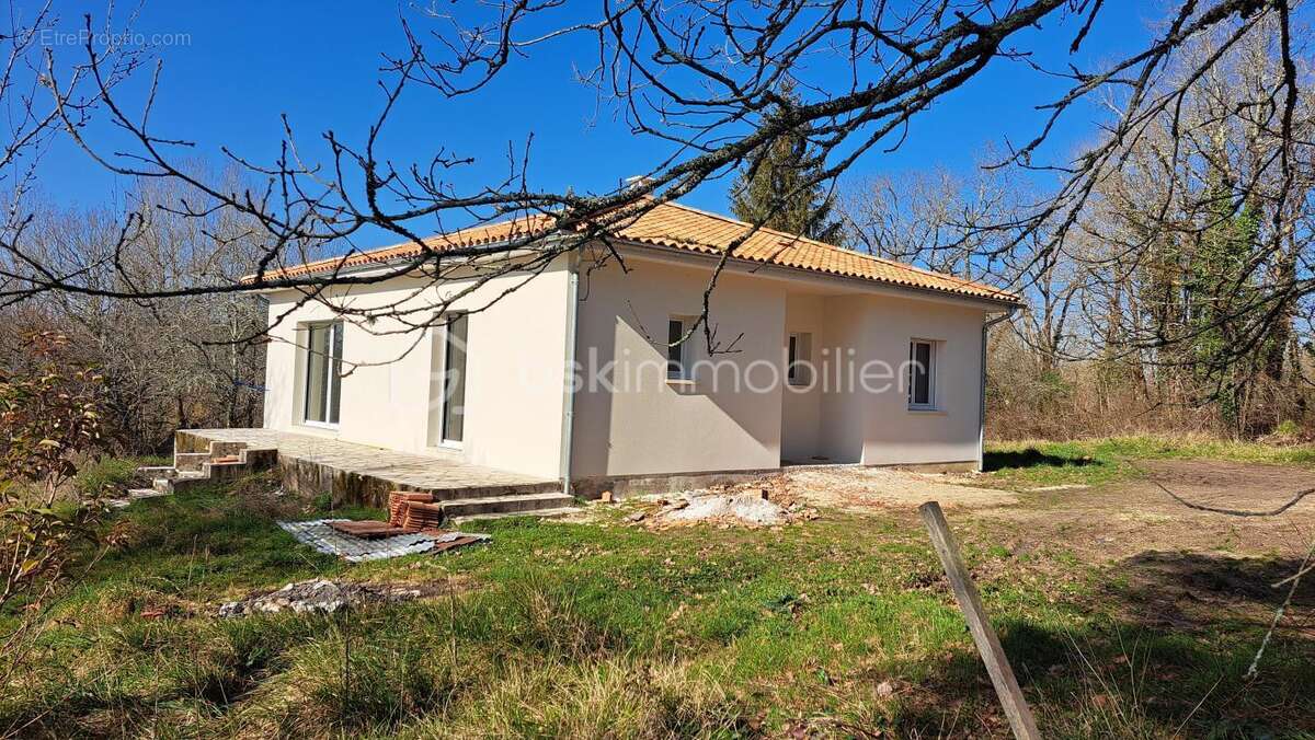 Maison à VERTEILLAC