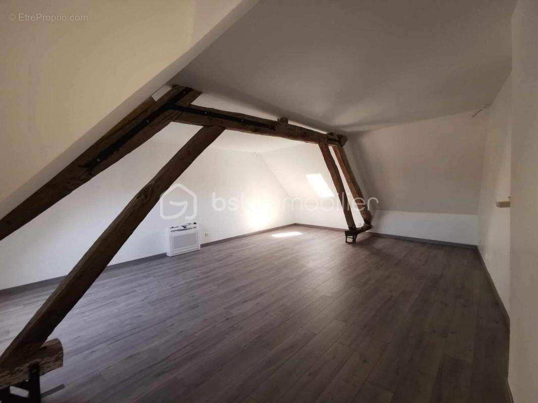 Maison à FERRIERES-EN-GATINAIS