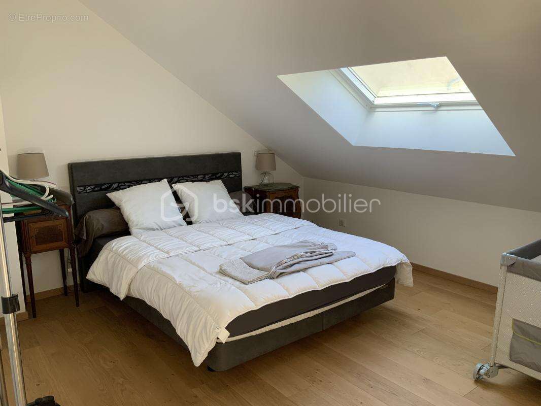 Maison à FERRIERES-EN-GATINAIS