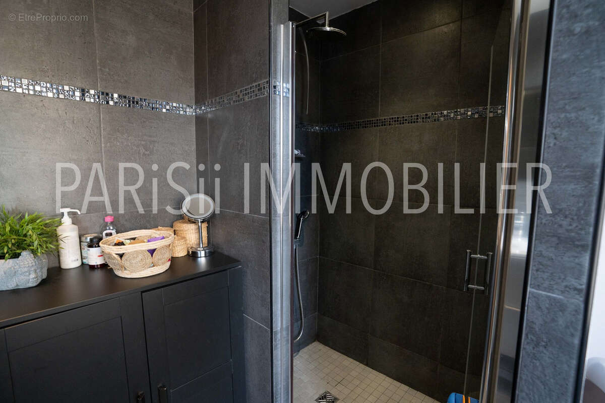 Maison à LA FRETTE-SUR-SEINE