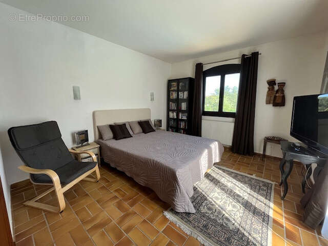 Maison à MONTESQUIEU-DES-ALBERES