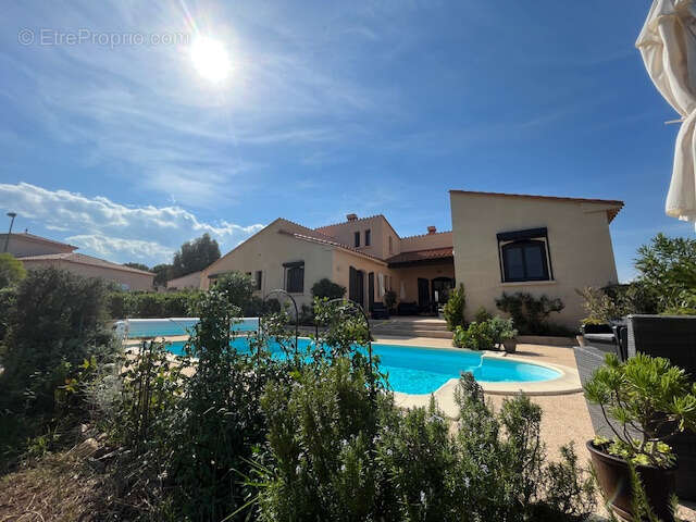 Maison à MONTESQUIEU-DES-ALBERES