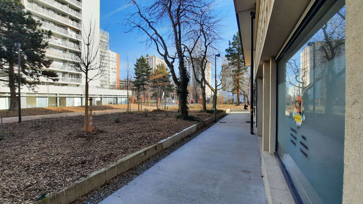 Autre à CLERMONT-FERRAND