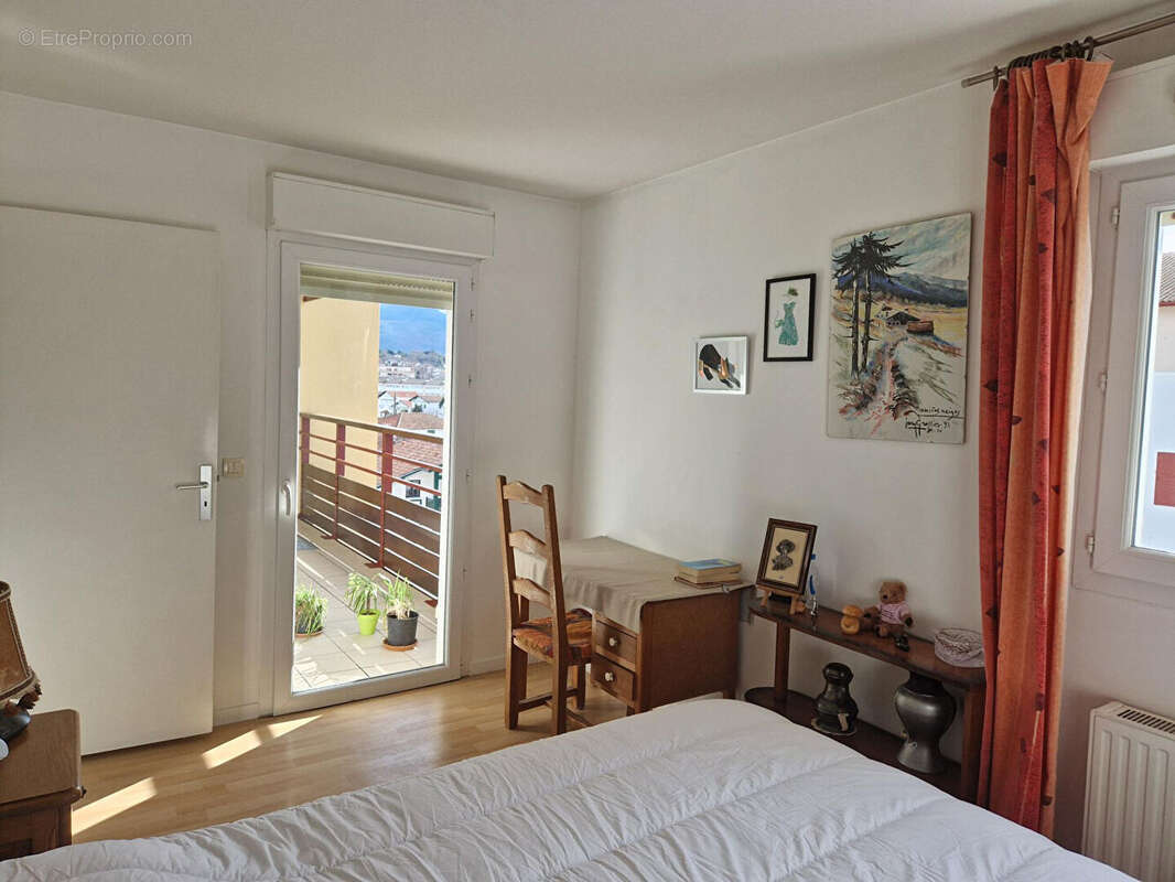 Appartement à CIBOURE