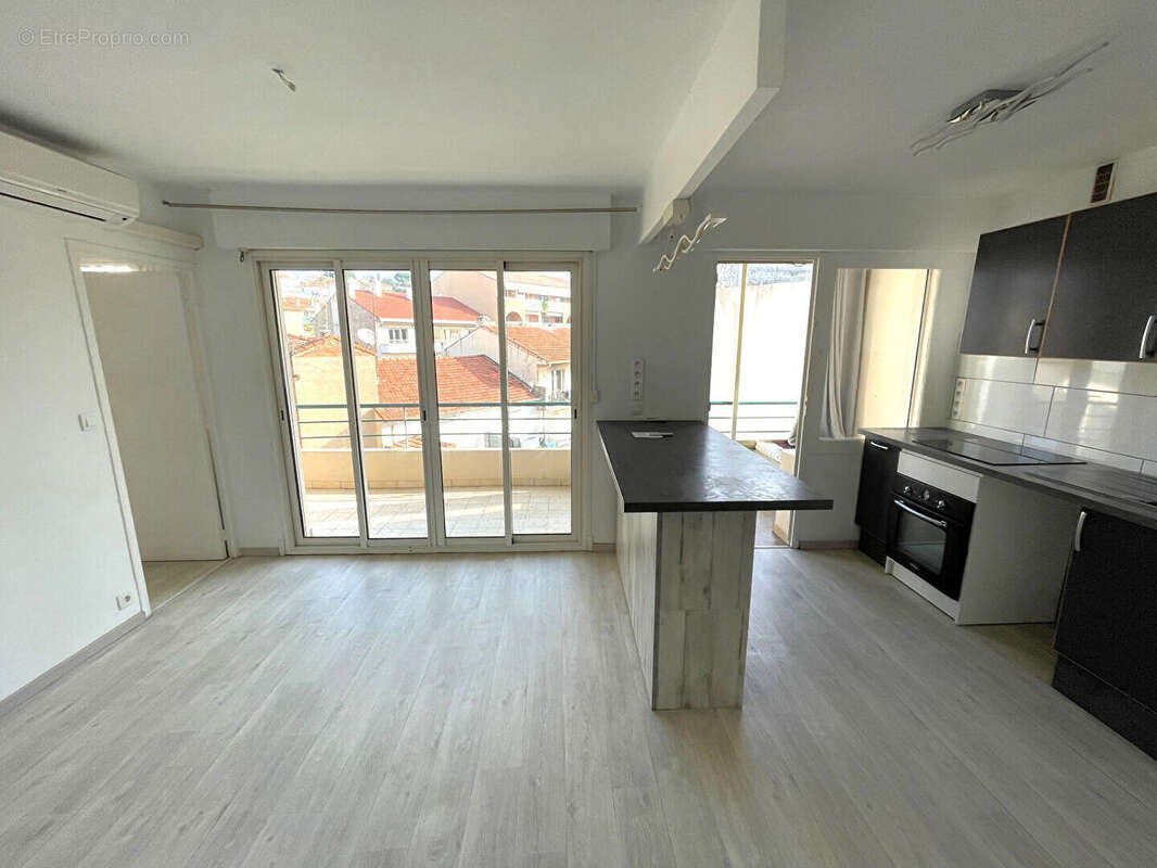 Appartement à SAINT-RAPHAEL