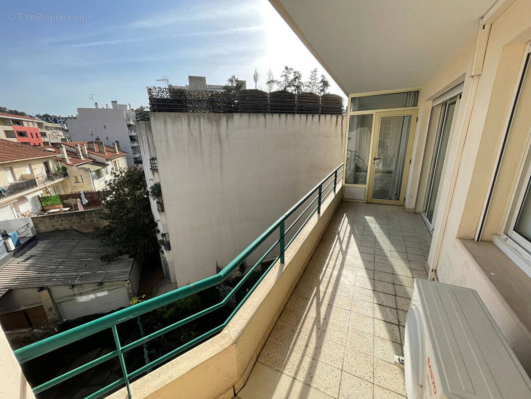 Appartement à SAINT-RAPHAEL