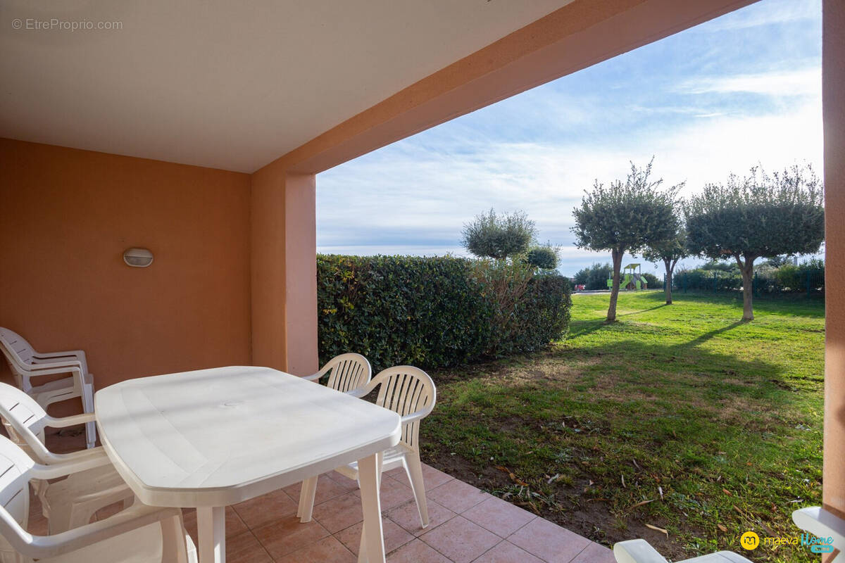 Appartement à ROQUEBRUNE-SUR-ARGENS