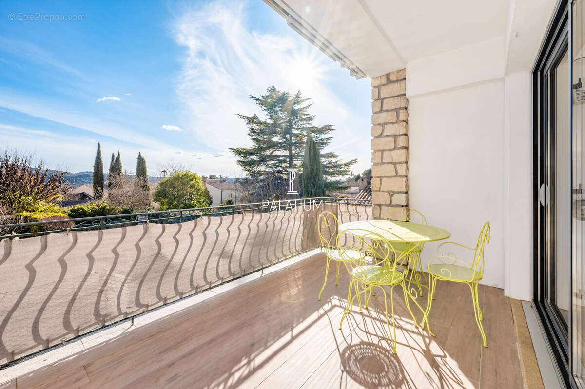 Maison à GREOUX-LES-BAINS