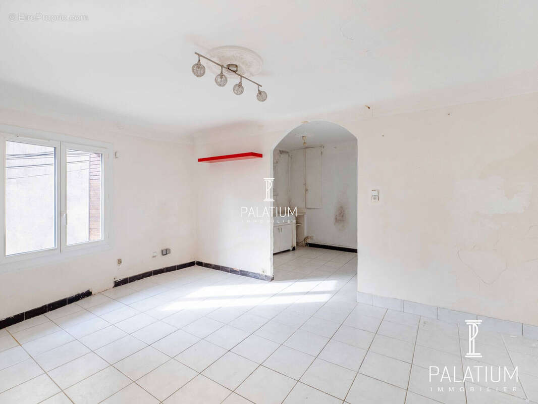 Maison à PIERREVERT