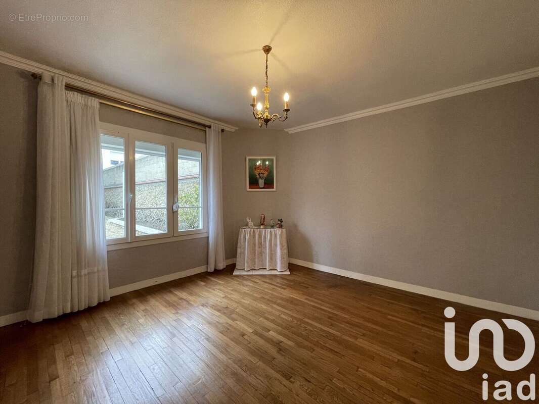 Photo 2 - Maison à CHATEAU-THIERRY