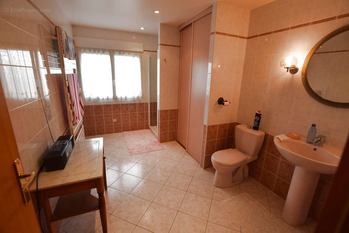 Maison à VOUJEAUCOURT