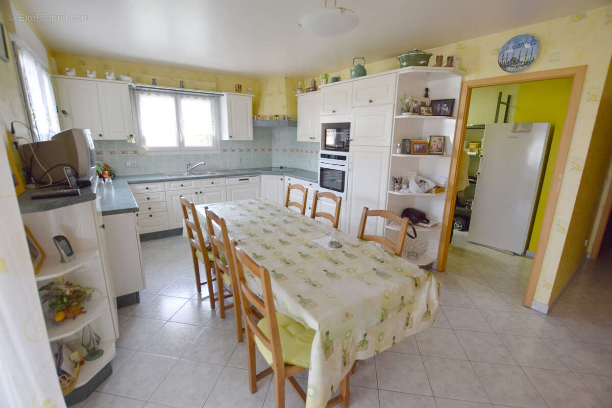 Maison à VOUJEAUCOURT