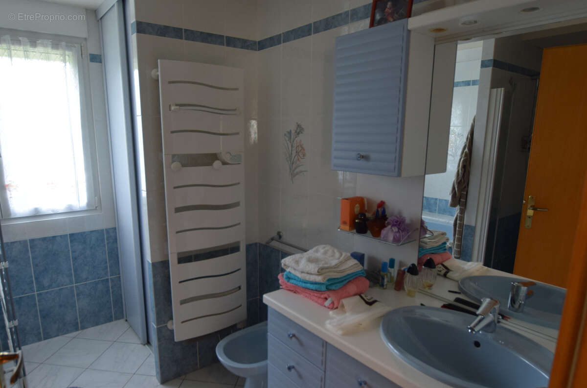 Maison à VOUJEAUCOURT