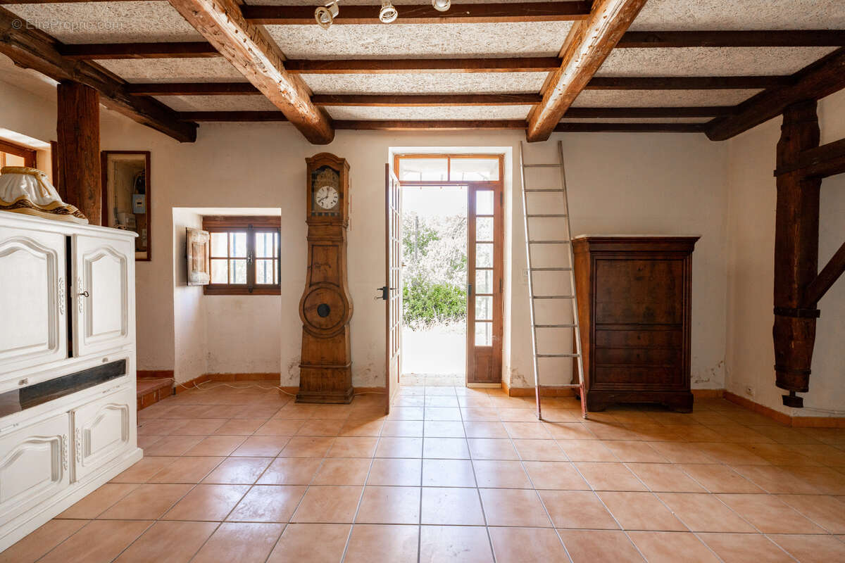 Maison à SAINT-MAXIMIN-LA-SAINTE-BAUME